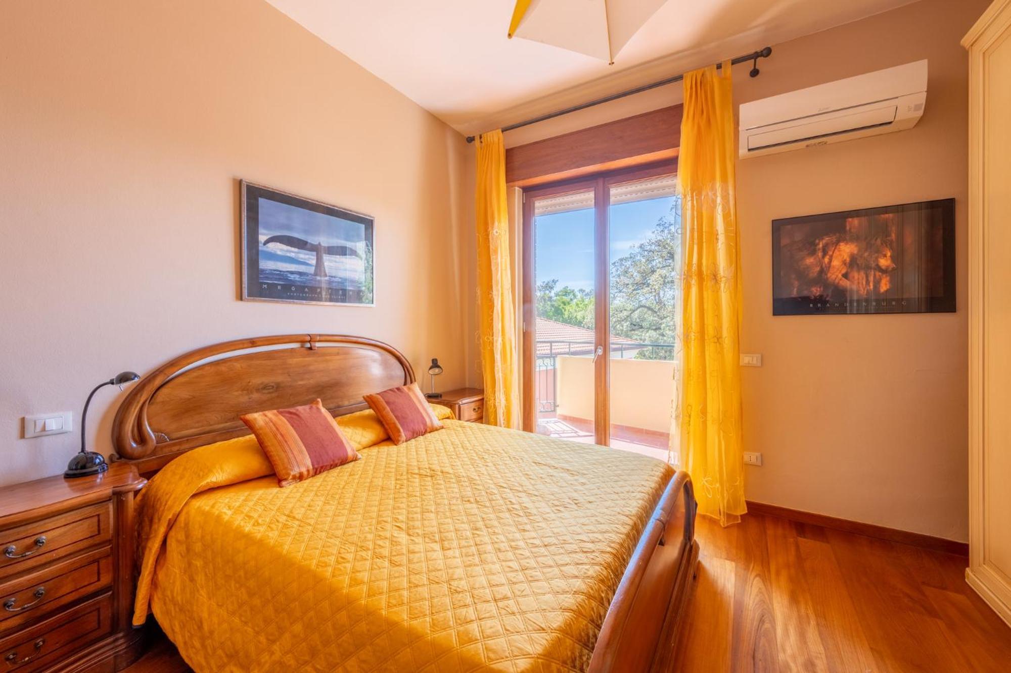 Apartmán New Luxury 2Bdr Terrace, Views, Ac Marina Di Carrara Exteriér fotografie